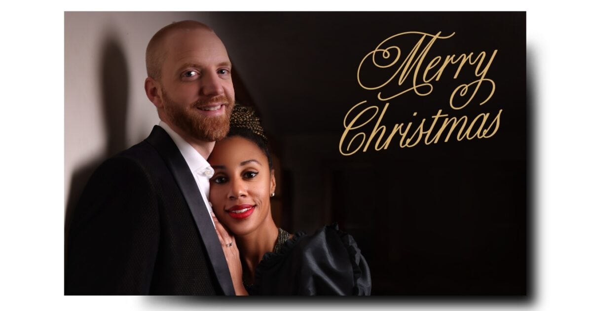 An Image Of A Couple Posing For Holiday Mini Sessions, Perfect For A Christmas Card.