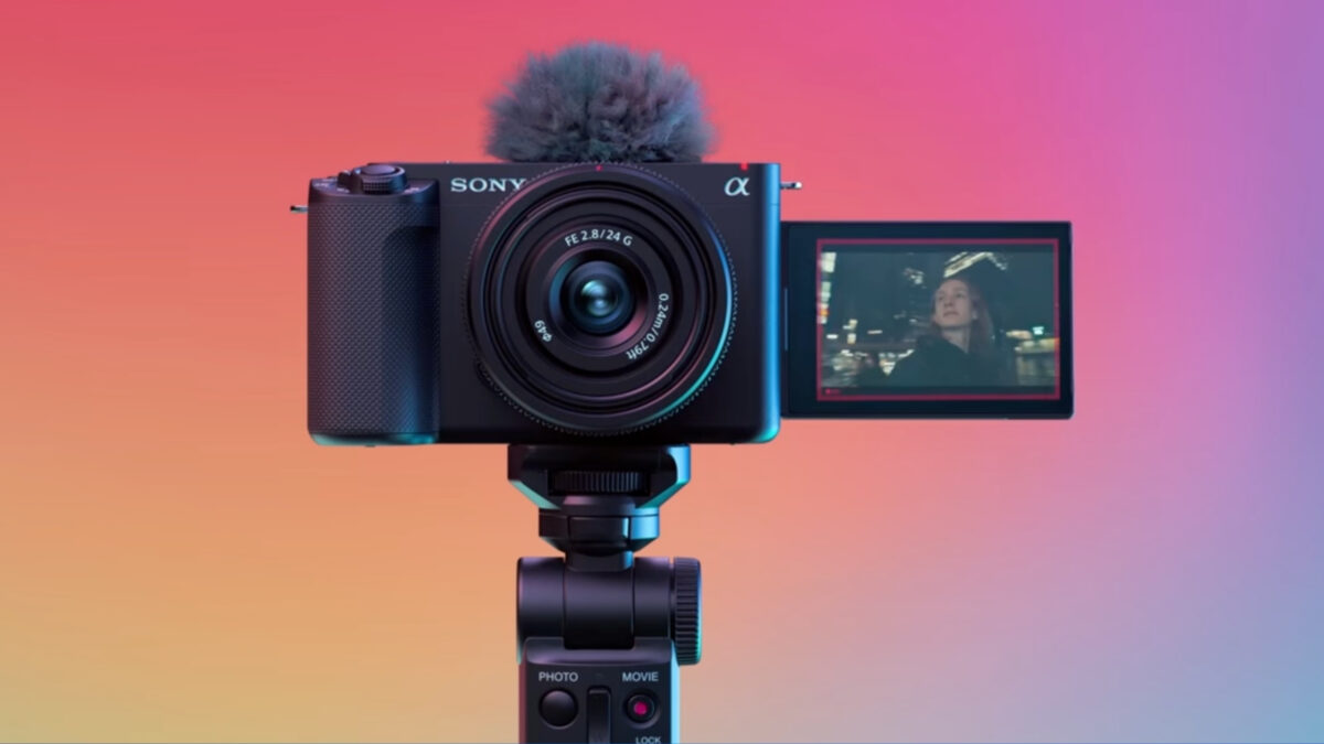 A Dslr Camera With A Built-In Microphone.